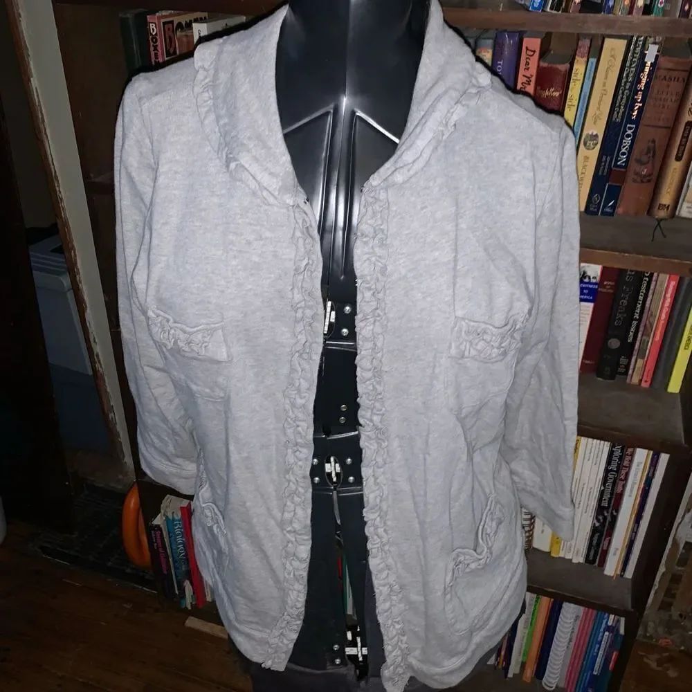 Lane Bryant gray knit ruffled 14/16 3/4 sleeve romantic cardigan